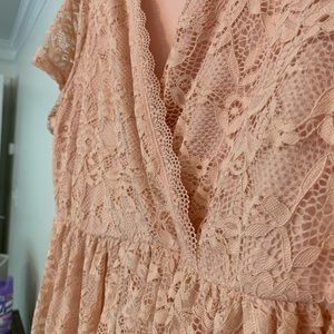 Peach lace Torrid dress